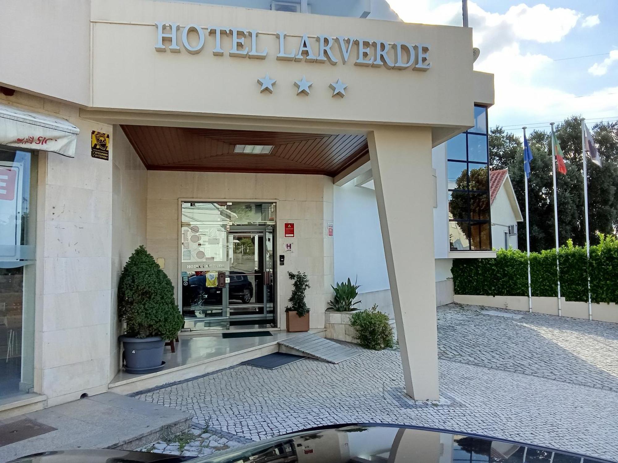 Hotel Larverde เซอร์เทิน ภายนอก รูปภาพ