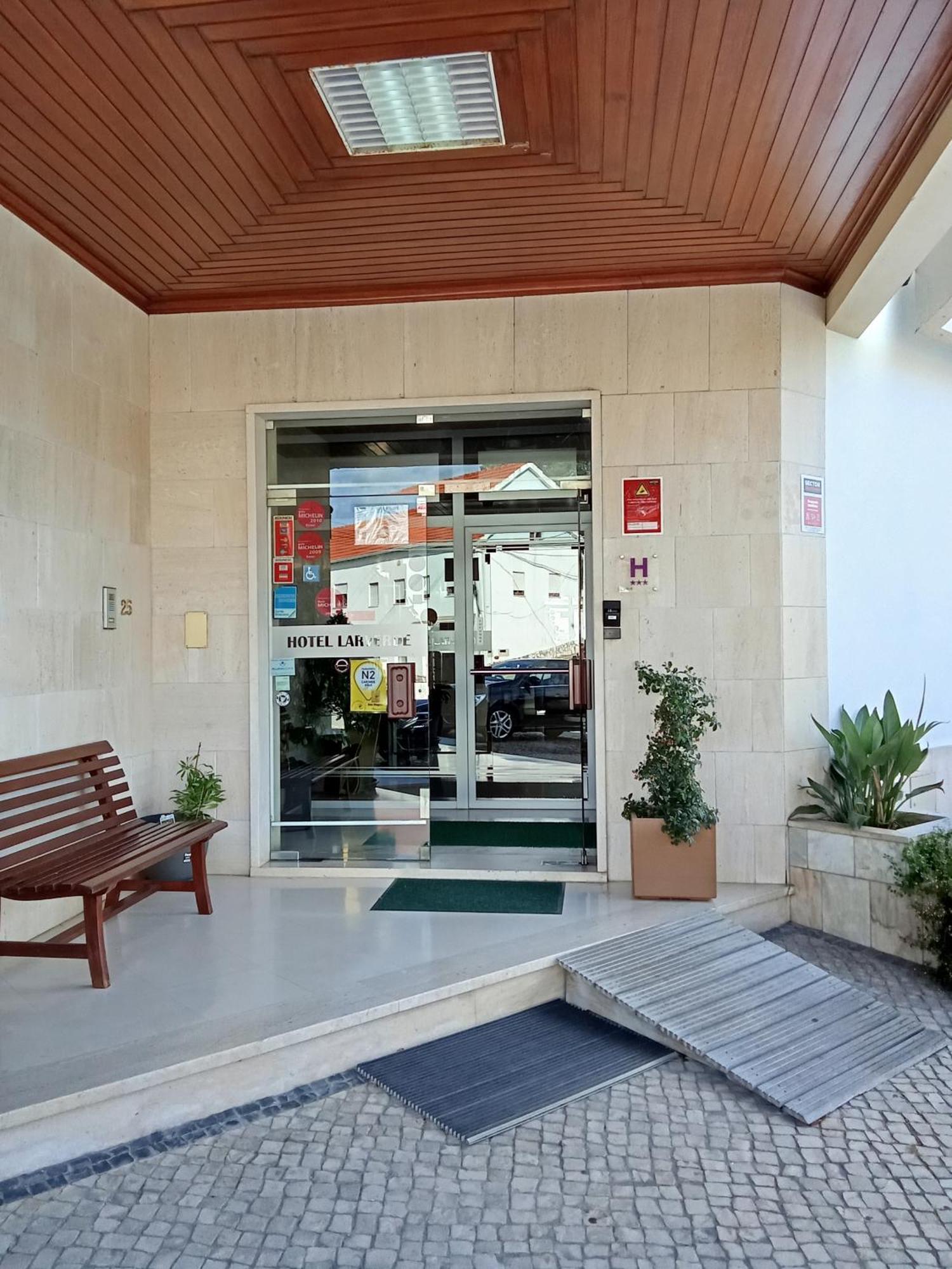 Hotel Larverde เซอร์เทิน ภายนอก รูปภาพ