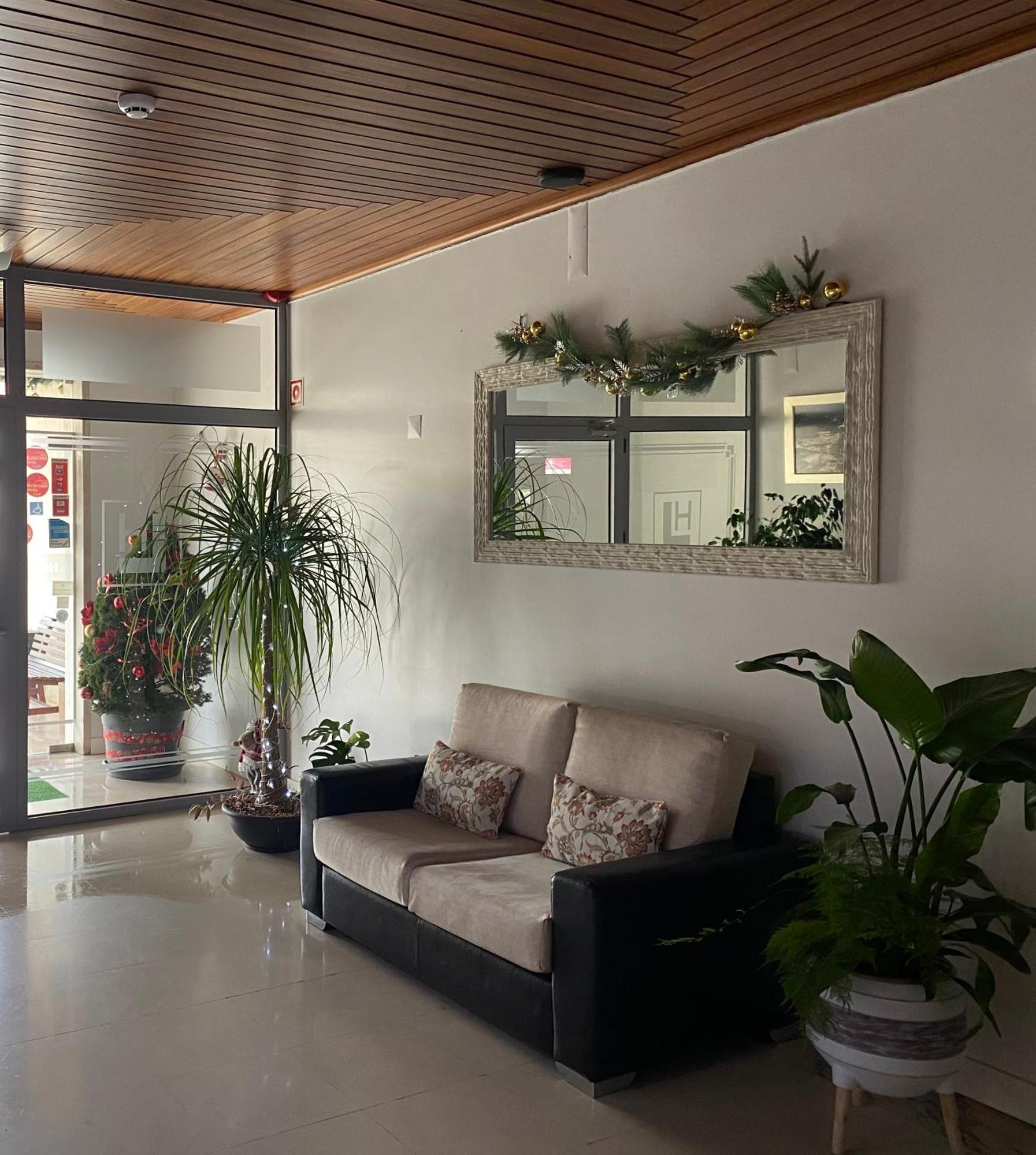 Hotel Larverde เซอร์เทิน ภายนอก รูปภาพ