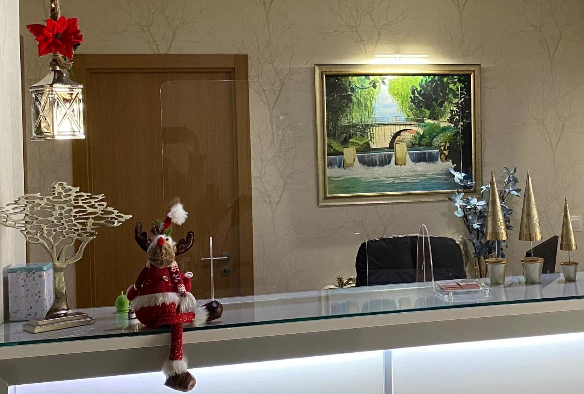 Hotel Larverde เซอร์เทิน ภายนอก รูปภาพ