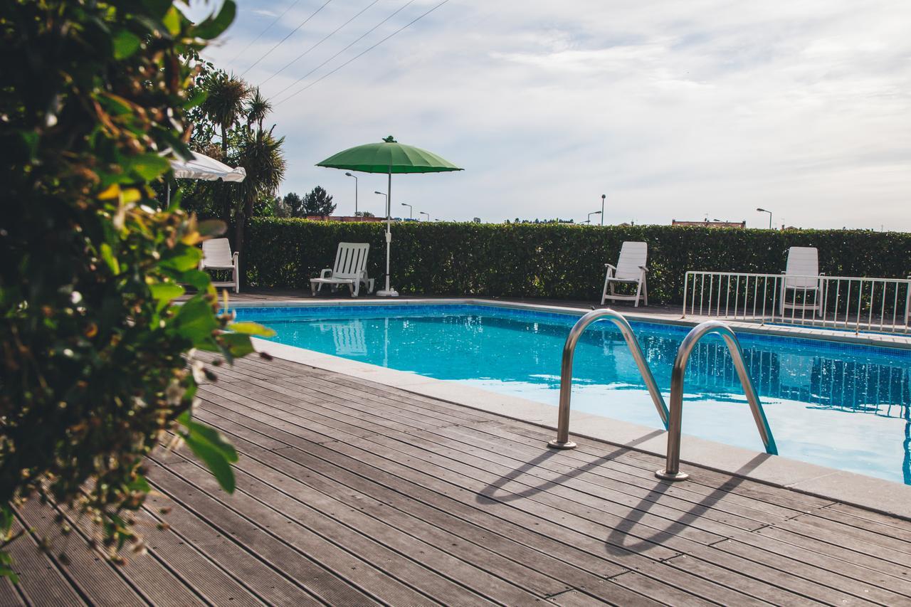 Hotel Larverde เซอร์เทิน ภายนอก รูปภาพ